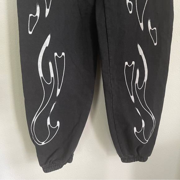 Metro Boomin Heroes and Villains Sweats Sweatpants - Picture 5 of 7